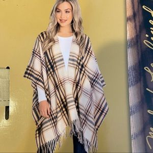NWT Woolrich Blanket Wrap